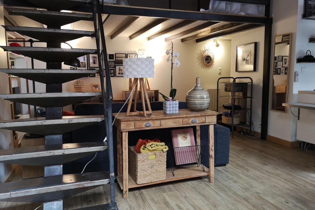 Appartement Authentic Loft With Mezzanine & Exposed Stones Heart Of Lyon Extérieur photo